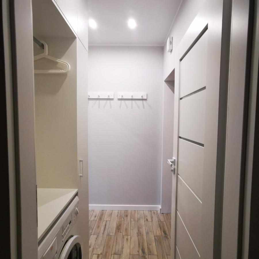 Apartament Na Dworcowej Centrum Parking Gratis فروتسواف المظهر الخارجي الصورة