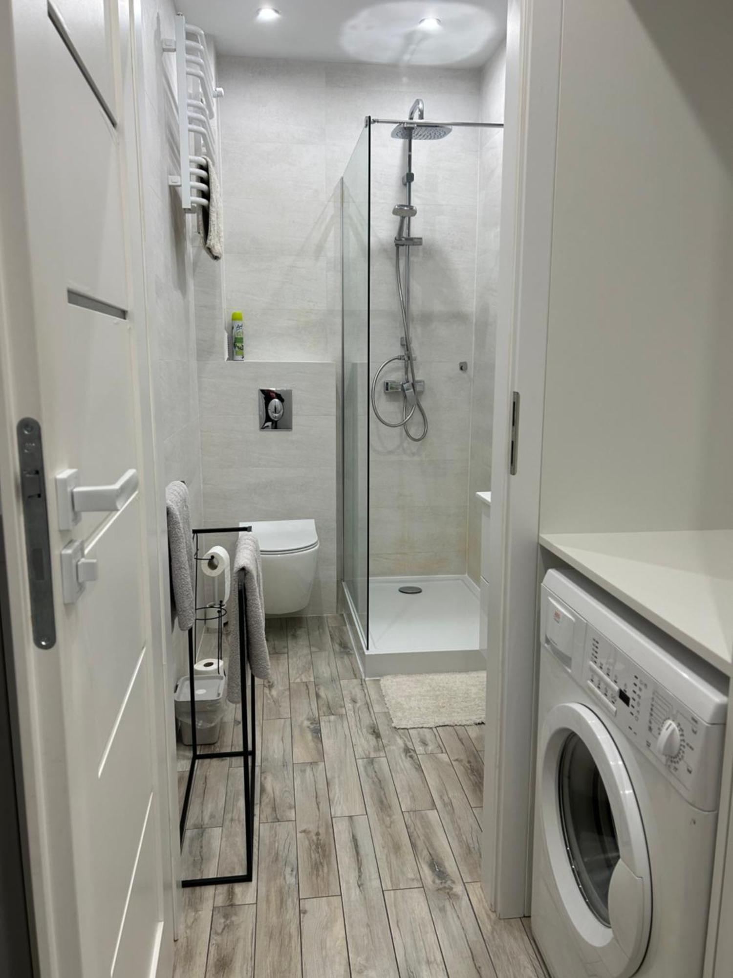 Apartament Na Dworcowej Centrum Parking Gratis فروتسواف المظهر الخارجي الصورة