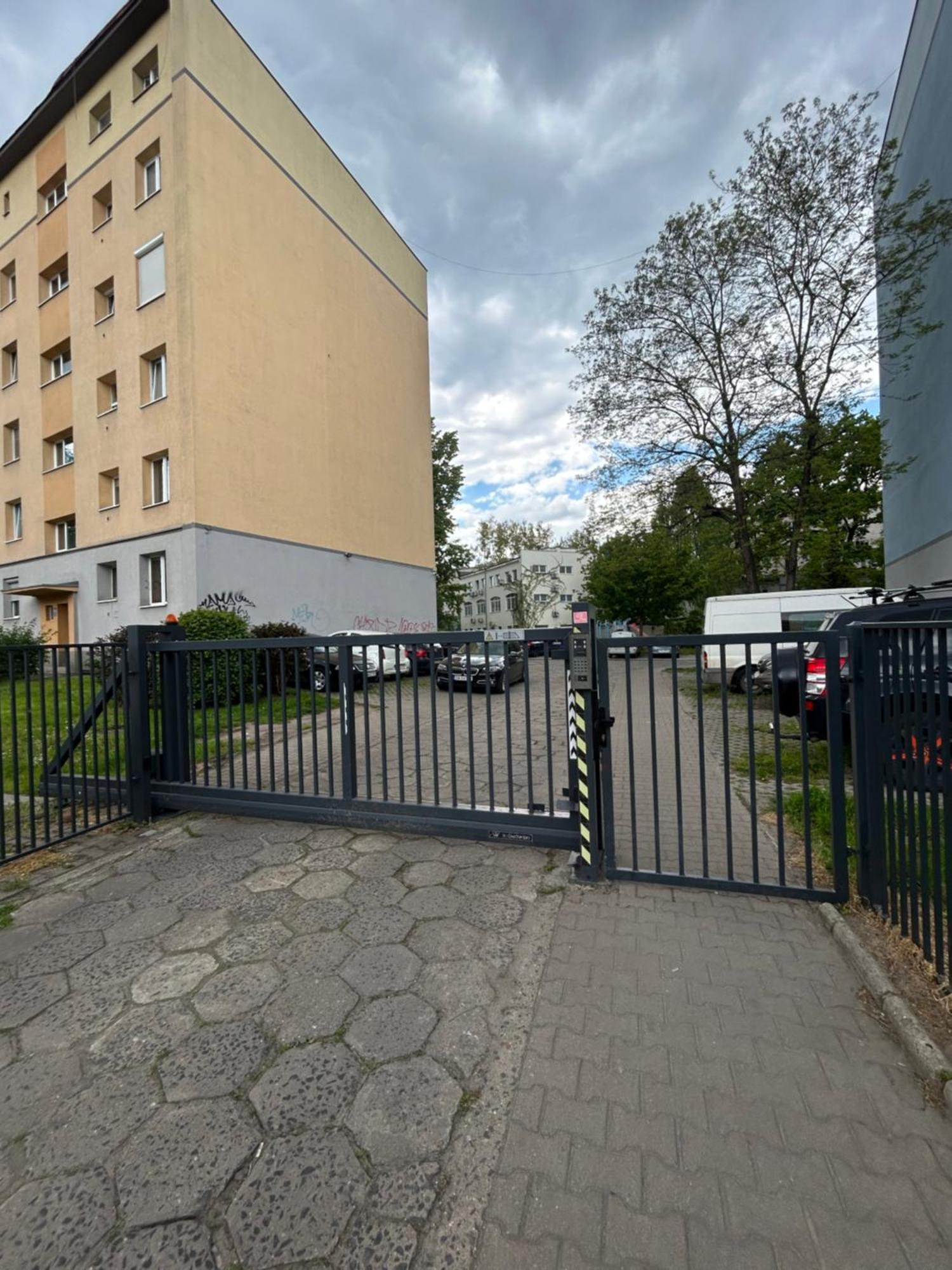 Apartament Na Dworcowej Centrum Parking Gratis فروتسواف المظهر الخارجي الصورة